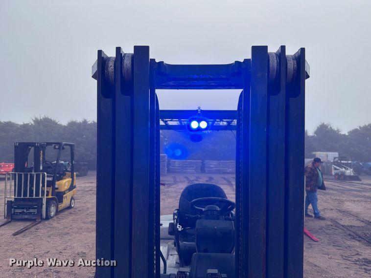 image for item FC0084 Nissan 50 forklift