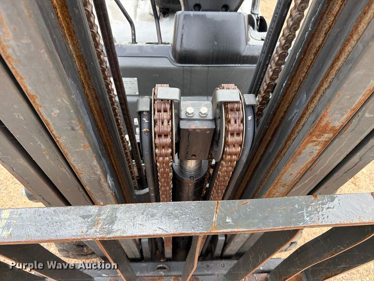 image for item FC0084 Nissan 50 forklift