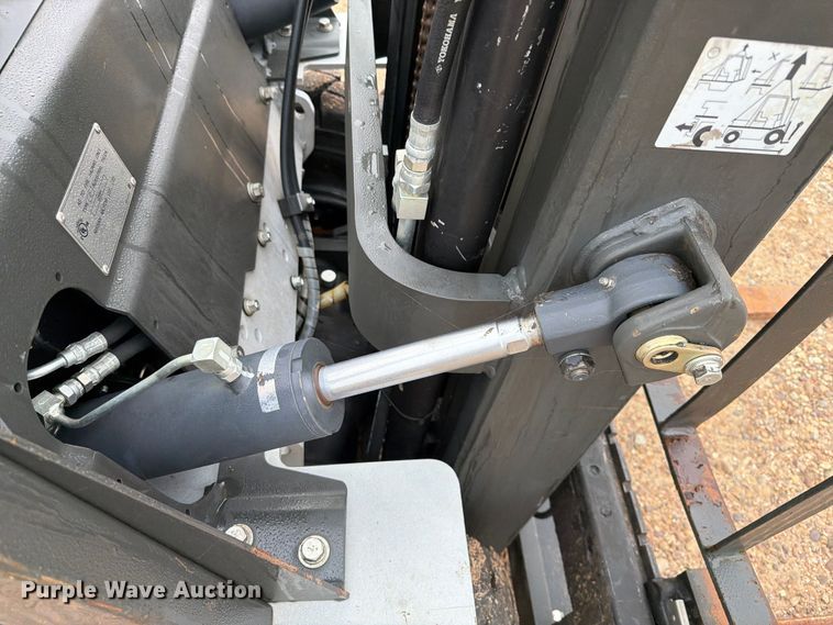 image for item FC0084 Nissan 50 forklift