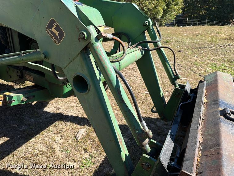 image for item FC3464 1981 John Deere 2240 tractor