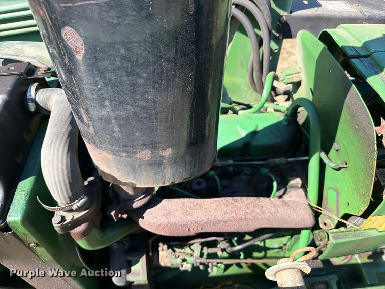 image for item FC3464 1981 John Deere 2240 tractor