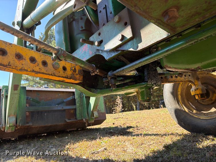 image for item FC3464 1981 John Deere 2240 tractor