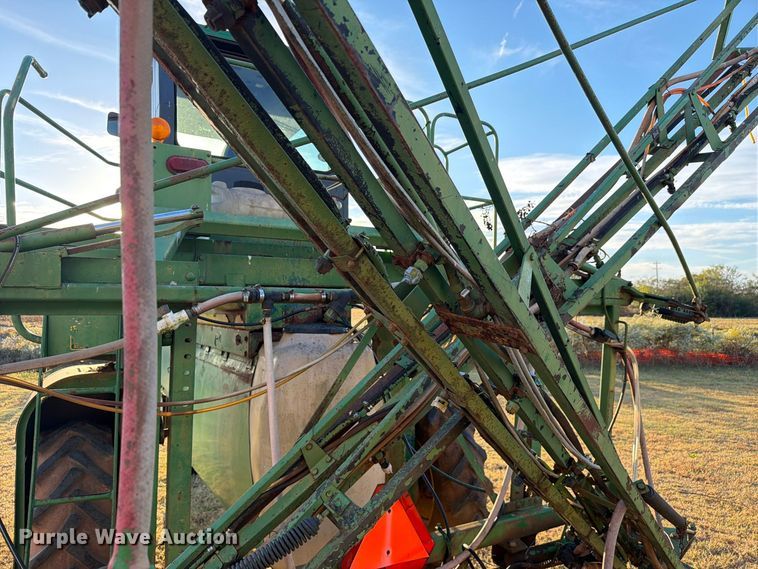 image for item FC3465 1986 John Deere 6000 sprayer