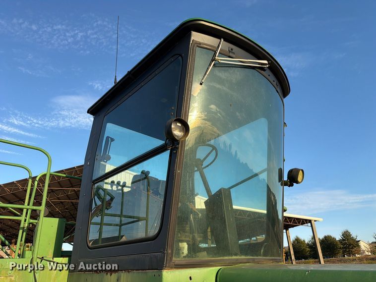 image for item FC3465 1986 John Deere 6000 sprayer
