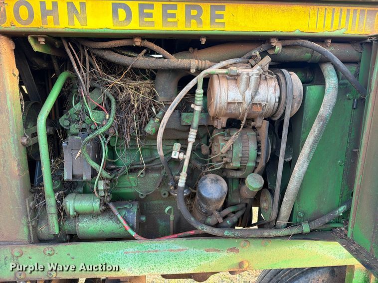 image for item FC3465 1986 John Deere 6000 sprayer