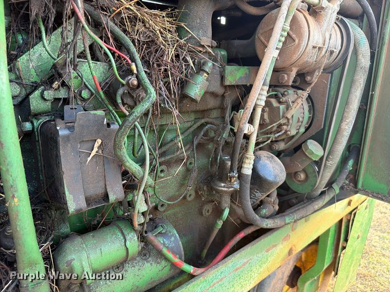 image for item FC3465 1986 John Deere 6000 sprayer