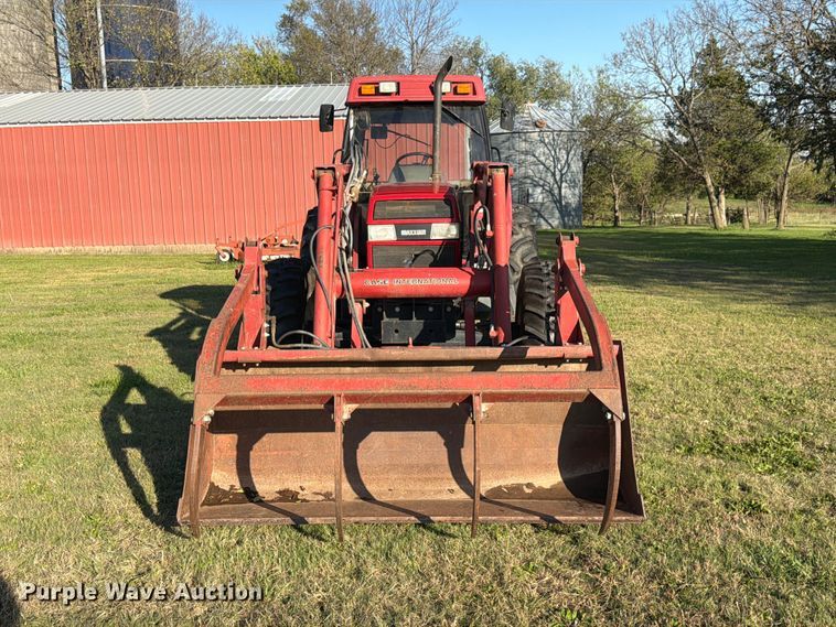 image for item FK3909 1990 Case International 5130A MFWD tractor