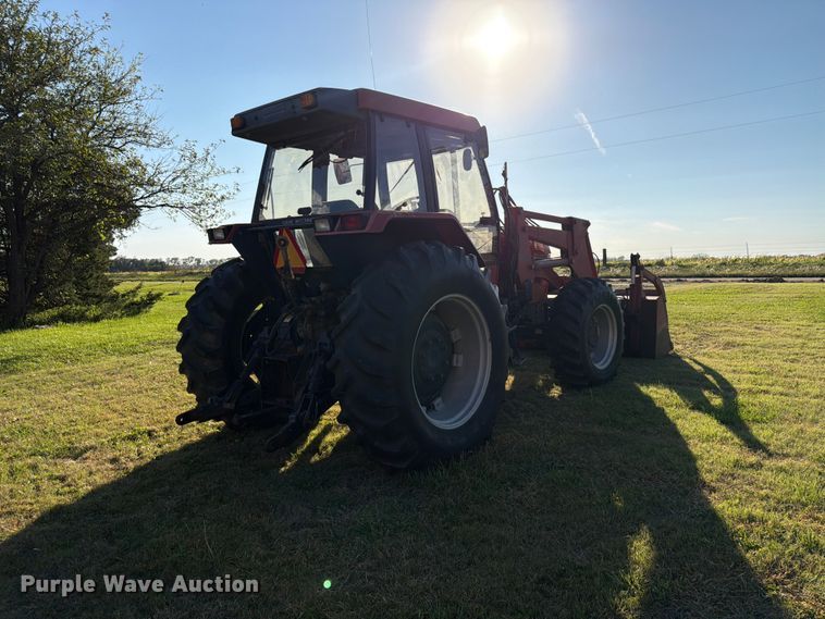 image for item FK3909 1990 Case International 5130A MFWD tractor