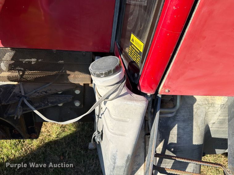 image for item FK3909 1990 Case International 5130A MFWD tractor