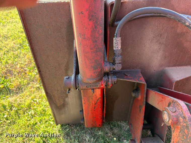 image for item FK3909 1990 Case International 5130A MFWD tractor
