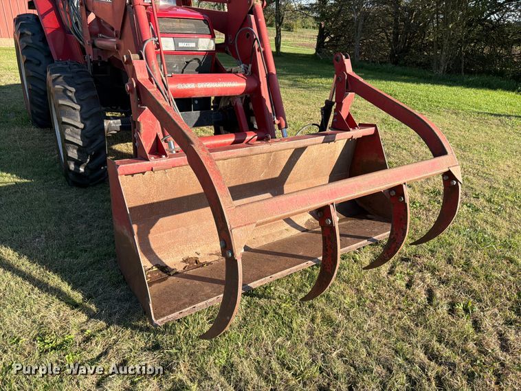 image for item FK3909 1990 Case International 5130A MFWD tractor