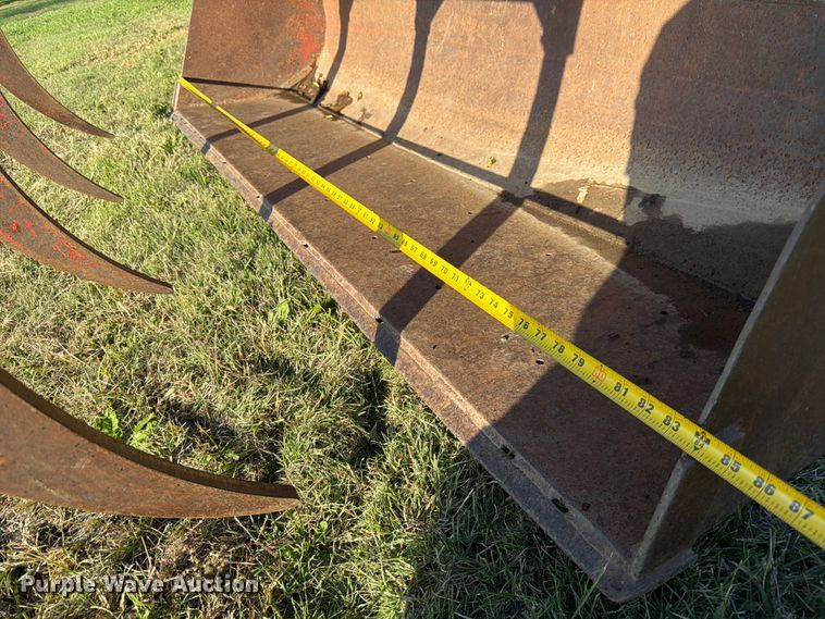 image for item FK3909 1990 Case International 5130A MFWD tractor