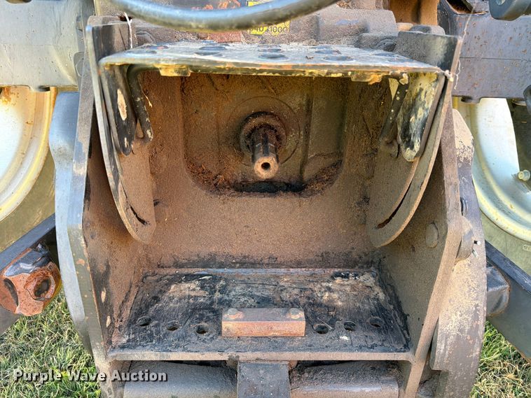 image for item FK3909 1990 Case International 5130A MFWD tractor
