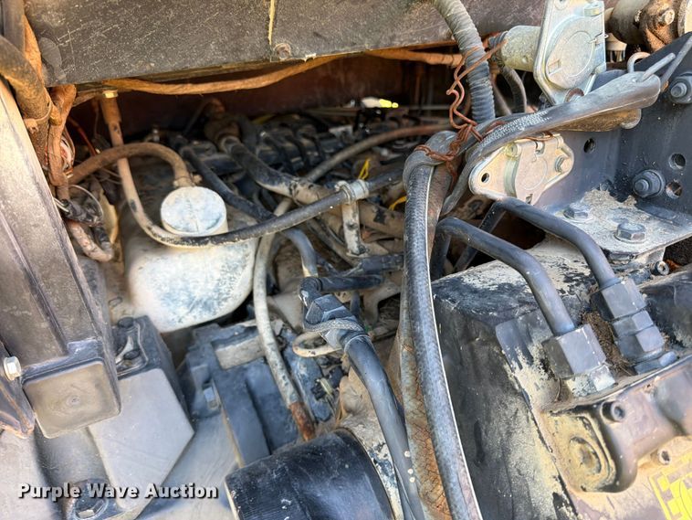 image for item FK3909 1990 Case International 5130A MFWD tractor