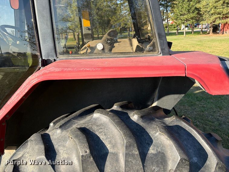 image for item FK3909 1990 Case International 5130A MFWD tractor