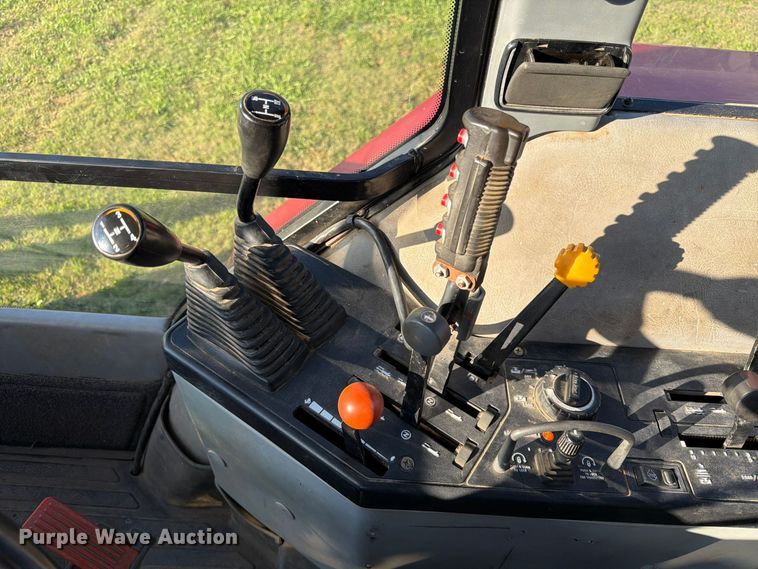 image for item FK3909 1990 Case International 5130A MFWD tractor