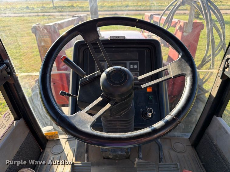 image for item FK3909 1990 Case International 5130A MFWD tractor