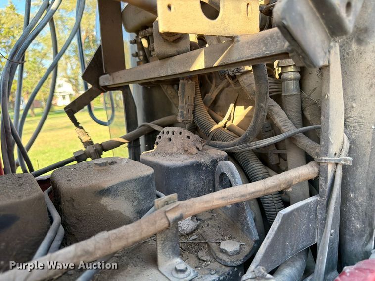 image for item FK3909 1990 Case International 5130A MFWD tractor