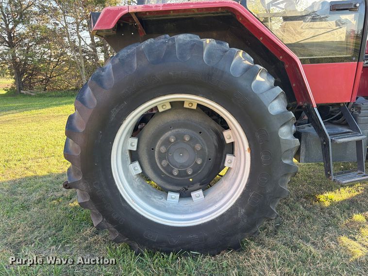 image for item FK3909 1990 Case International 5130A MFWD tractor