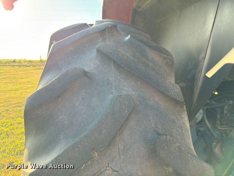 image for item FK3909 1990 Case International 5130A MFWD tractor