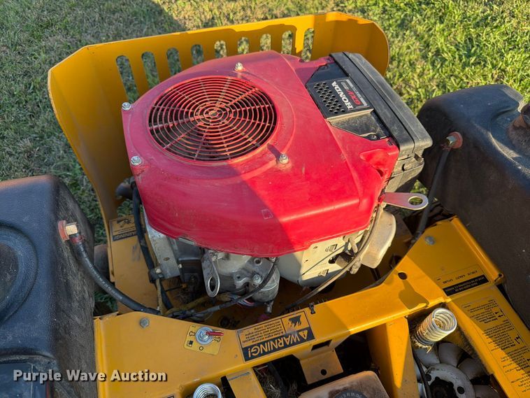 image for item FK3911 2008 Hustler FastTrac 928520 ZTR lawn mower