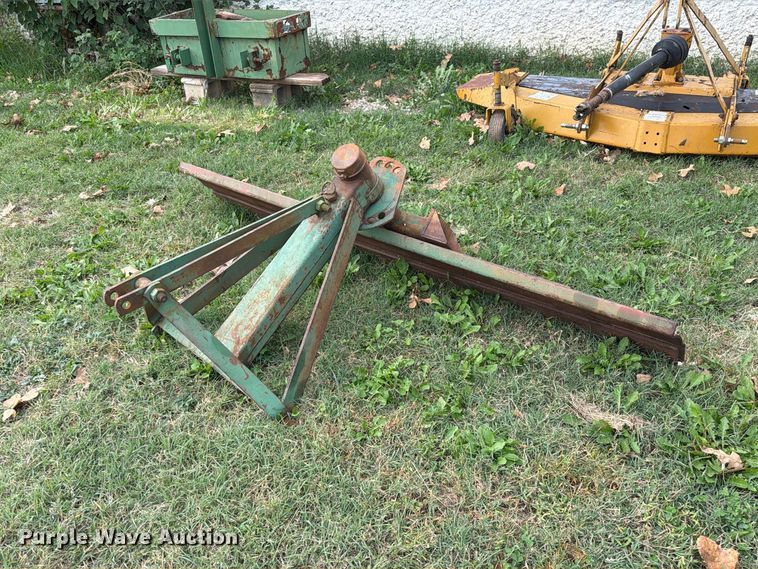 image for item FM6606 1976 John Deere 2040 tractor