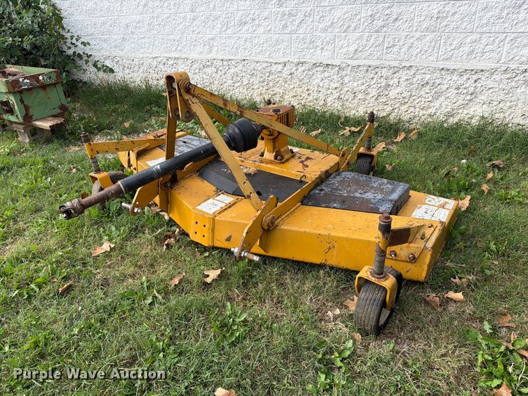 image for item FM6606 1976 John Deere 2040 tractor