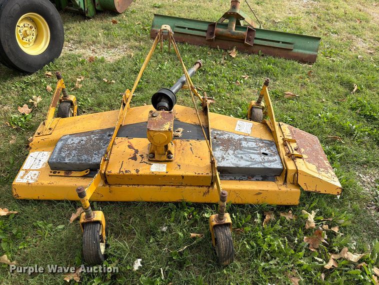 image for item FM6606 1976 John Deere 2040 tractor