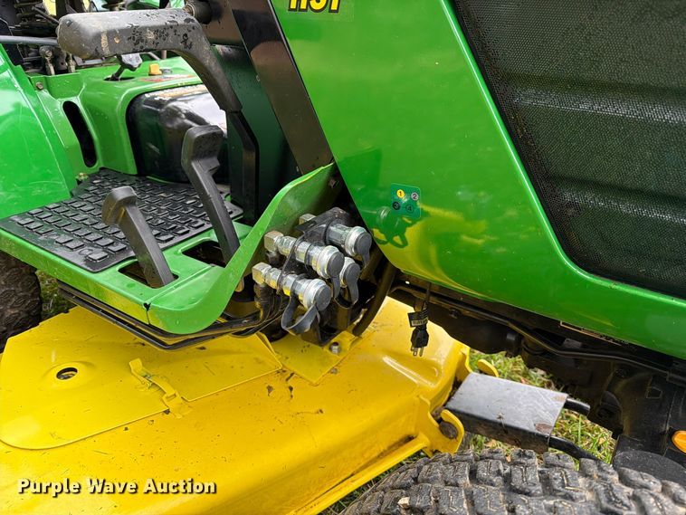 image for item FM6621 1998 John Deere 4100 MFWD tractor