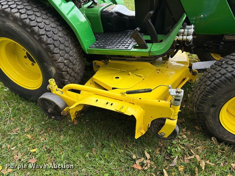 image for item FM6621 1998 John Deere 4100 MFWD tractor