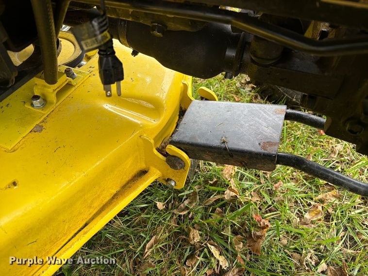 image for item FM6621 1998 John Deere 4100 MFWD tractor