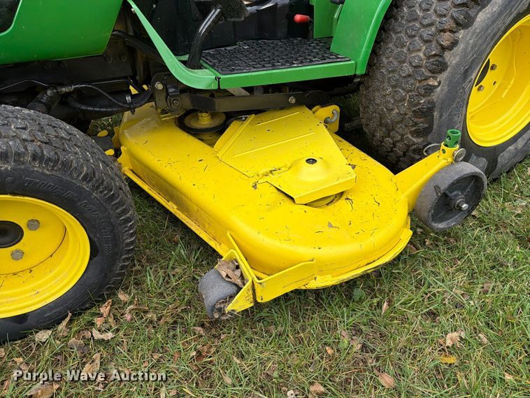 image for item FM6621 1998 John Deere 4100 MFWD tractor