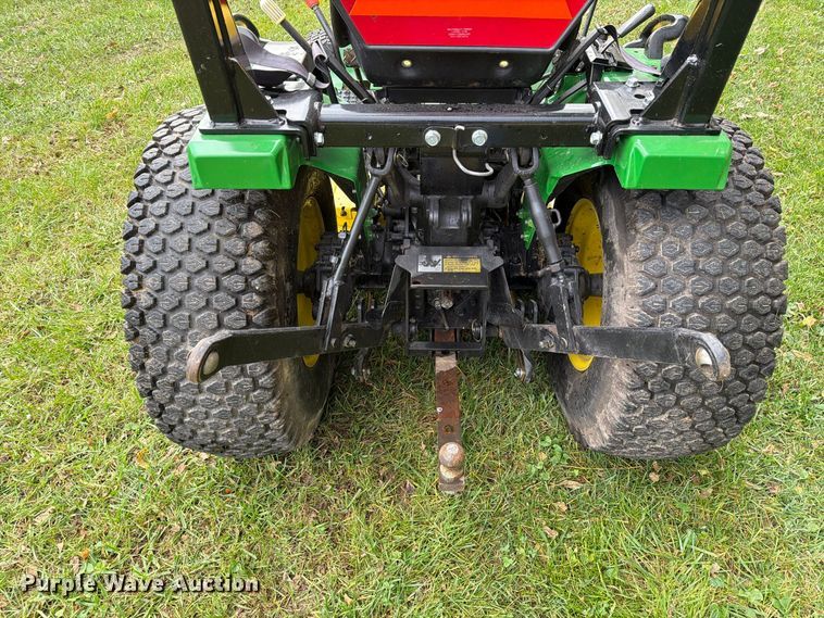 image for item FM6621 1998 John Deere 4100 MFWD tractor