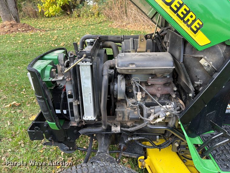 image for item FM6621 1998 John Deere 4100 MFWD tractor