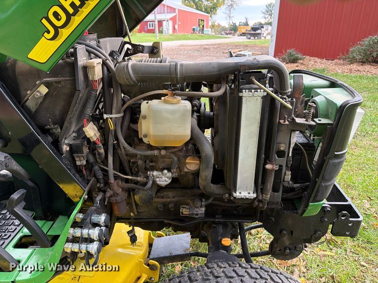 image for item FM6621 1998 John Deere 4100 MFWD tractor