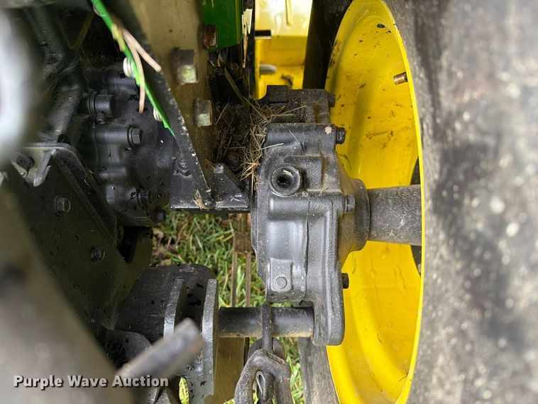 image for item FM6621 1998 John Deere 4100 MFWD tractor