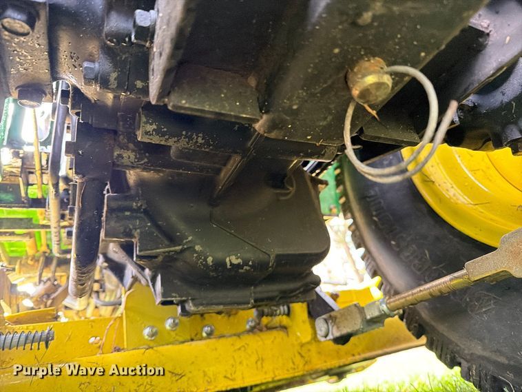 image for item FM6621 1998 John Deere 4100 MFWD tractor