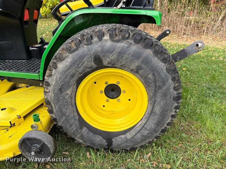 image for item FM6621 1998 John Deere 4100 MFWD tractor