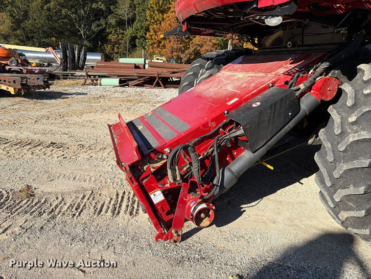 image for item YA5666 2012 CaseIH 7120 RWA combine