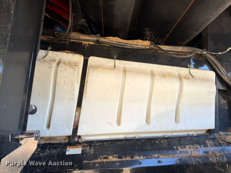 image for item YA5666 2012 CaseIH 7120 RWA combine