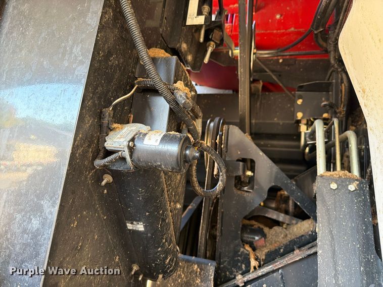image for item YA5666 2012 CaseIH 7120 RWA combine