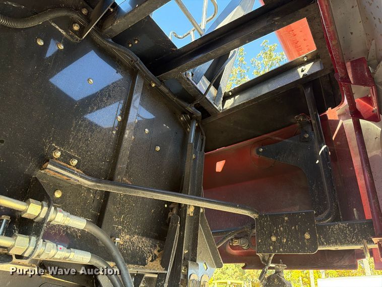 image for item YA5666 2012 CaseIH 7120 RWA combine