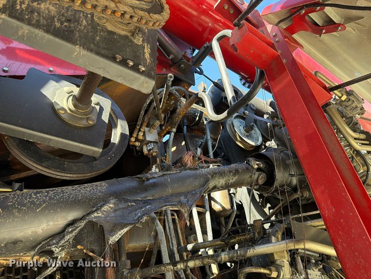 image for item YA5666 2012 CaseIH 7120 RWA combine