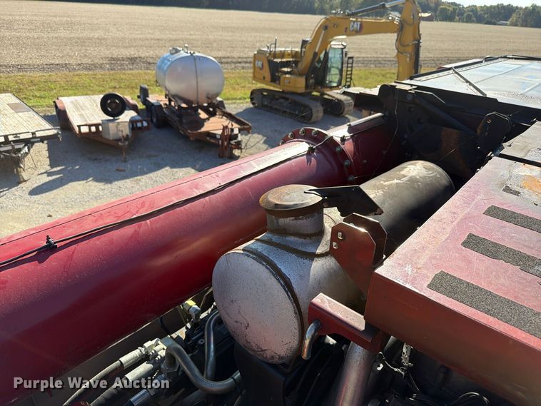 image for item YA5666 2012 CaseIH 7120 RWA combine