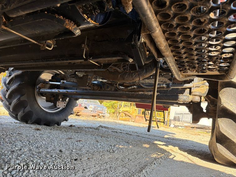 image for item YA5666 2012 CaseIH 7120 RWA combine