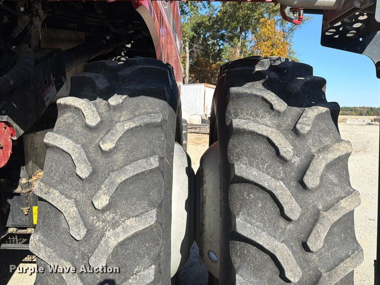 image for item YA5666 2012 CaseIH 7120 RWA combine