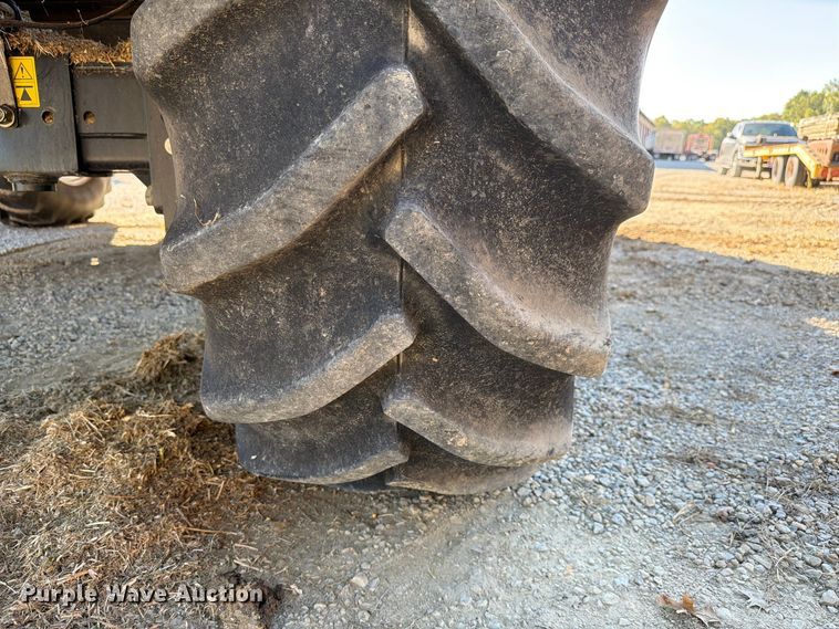 image for item YA5666 2012 CaseIH 7120 RWA combine