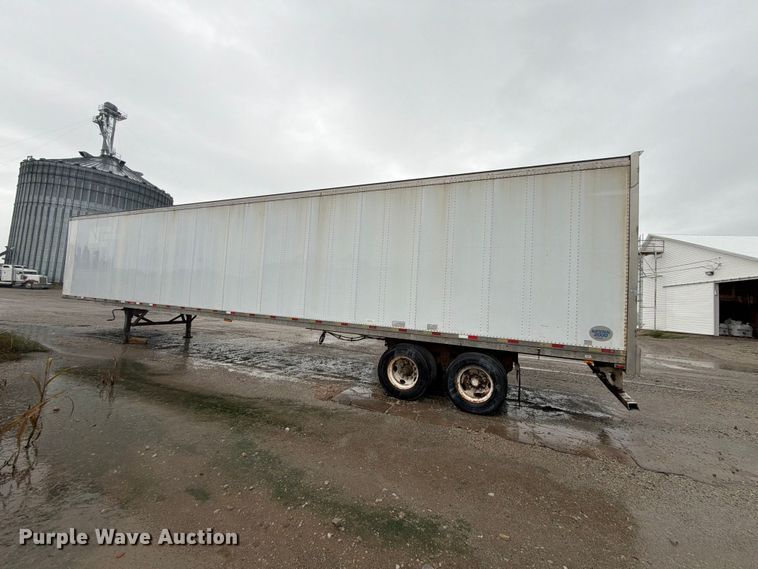 image for item DT3013 2001 Strick dry van trailer