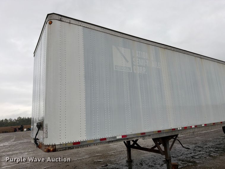 image for item DT3013 2001 Strick dry van trailer