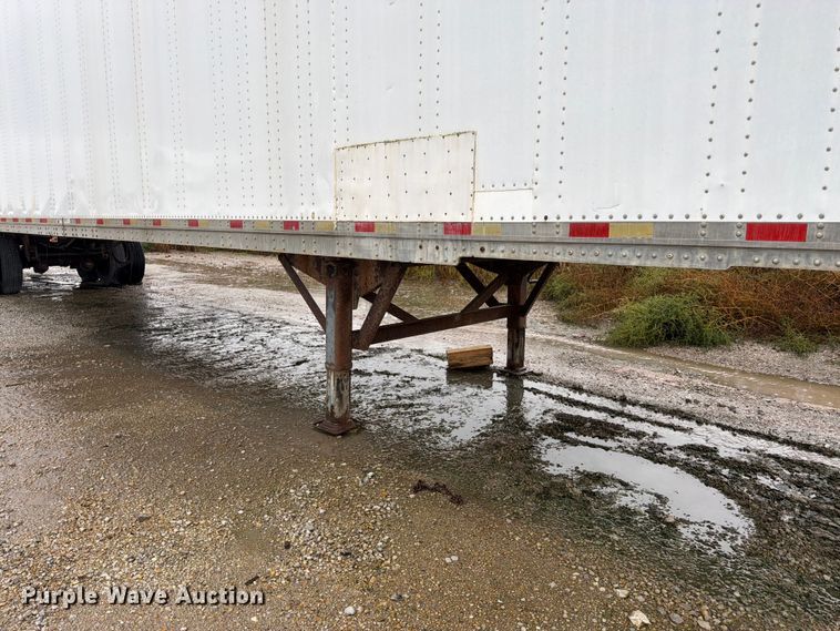 image for item DT3013 2001 Strick dry van trailer